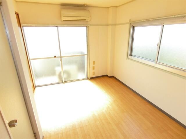 Studio Apartment for Rent in Kita City, Tokyo - 15.40m² - Thumbnail 4