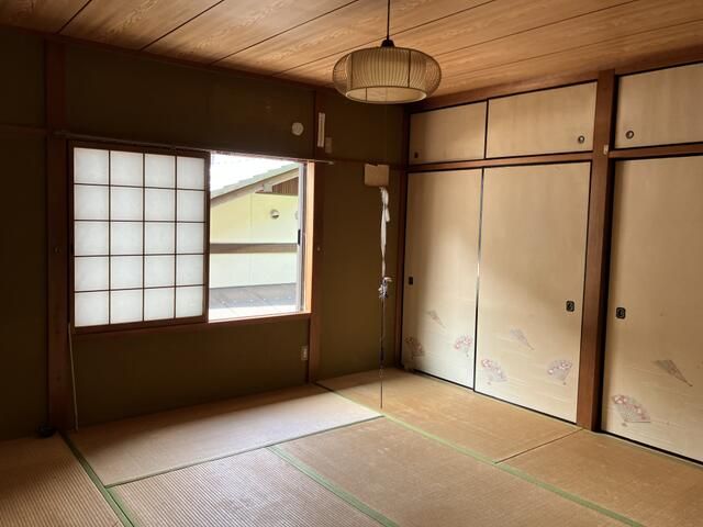 7LDK House for Sale in Kainan, Wakayama - Image 22