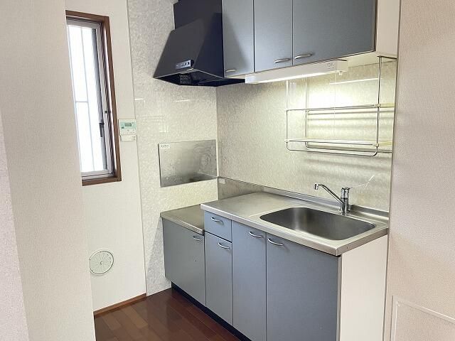 1LDK Apartment for Rent in Kamagaya, Chiba - 40.33m² - Thumbnail 2