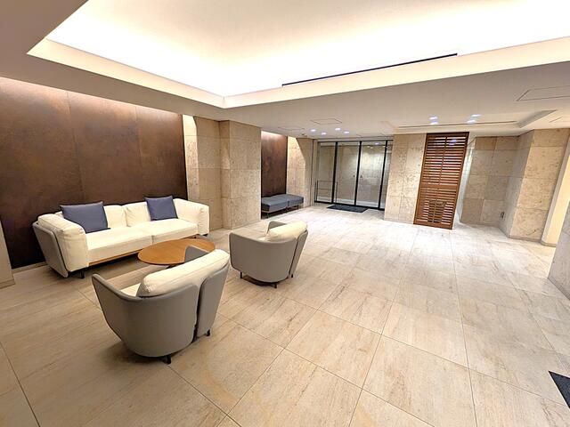 1SLDK Apartment for Sale in Tsukiji, Chuo City, Tokyo – 53.96 sqm - Thumbnail 2