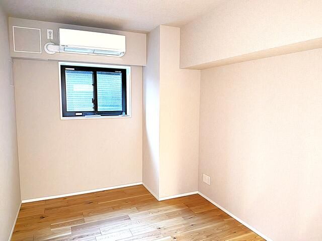 1SLDK Apartment for Sale in Tsukiji, Chuo City, Tokyo – 53.96 sqm - Thumbnail 4