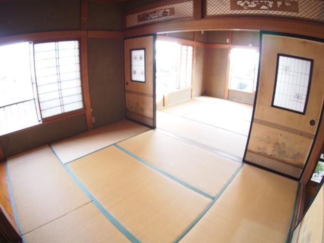 Renovation Project House for Sale in Saitama City, Saitama - Thumbnail 3