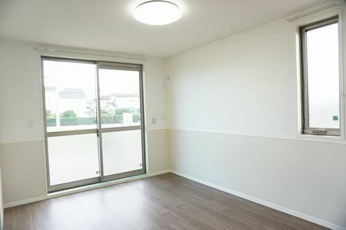 1LDK Apartment for Rent in Isesaki, Gunma - 44 sqm - Thumbnail 3