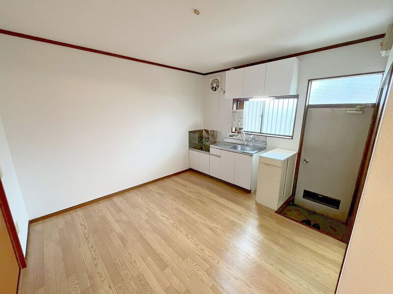 2DK Apartment for Rent in Kiyose, Tokyo - 42.23 sqm - Thumbnail 3