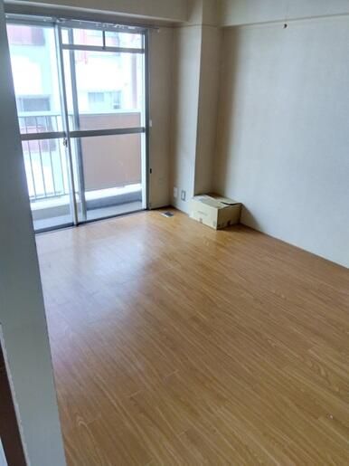 2LDK Apartment for Rent in Shinagawa, Tokyo - 44.82 sqm - Thumbnail 3
