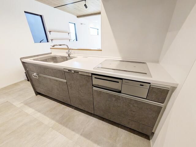 83m² 2SLDK Detached House in Ebisu, Shibuya, Tokyo - Thumbnail 4