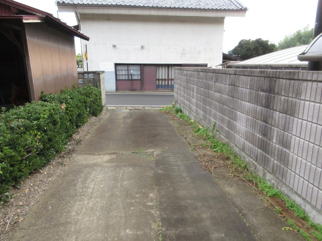Chikuma Nagano 5DK House for Renovation on 819sqm Land - Image 11