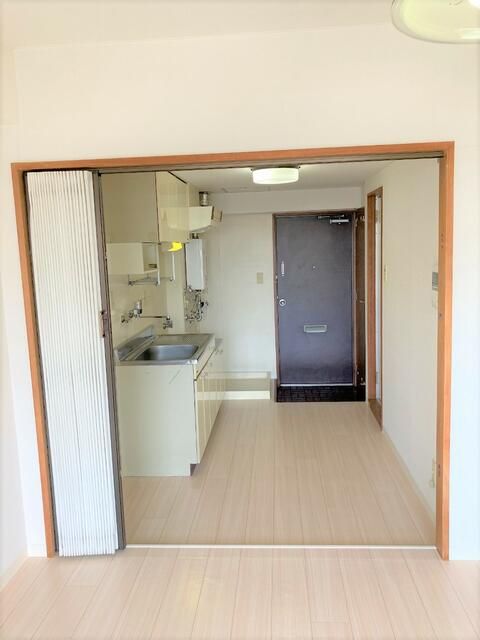 1DK Apartment for Rent in Rira Heights, Sapporo Kita-ku - Thumbnail 4