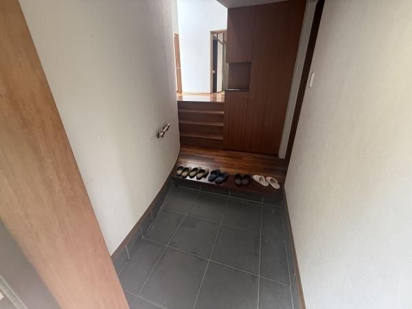 7SLDK RC Family House in Fukuoka Aoba, 334 sqm, 530 sqm Land - Thumbnail 3