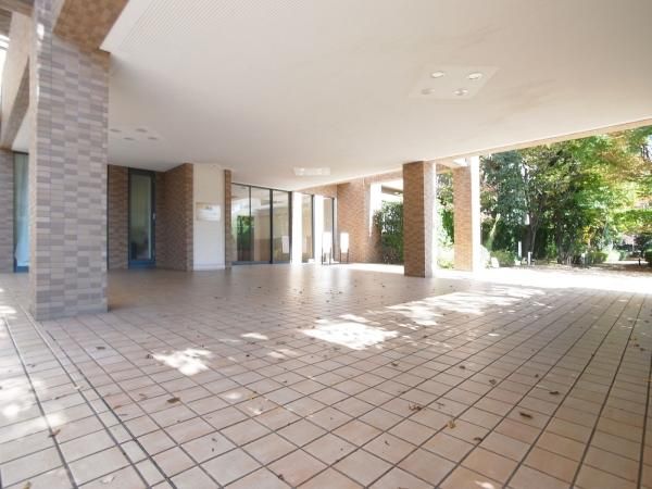 4LDK Apartment for Sale in Kunitachi, Tokyo - Thumbnail 3
