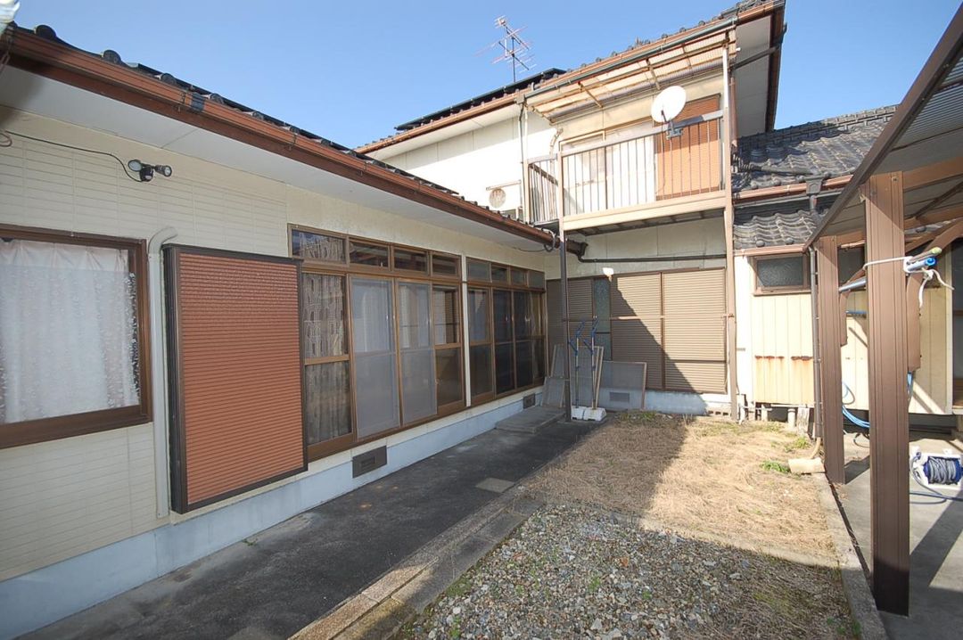 8LDK House for Sale in Yatsushiro, Kumamoto with Large Land - Thumbnail 4