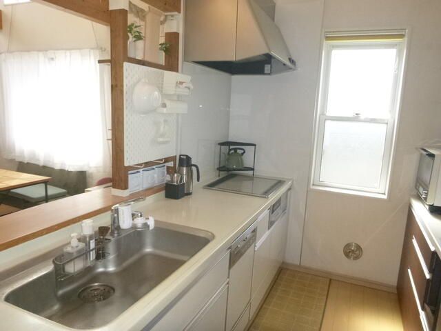 4LDK Family Home Near Akishima Station, Tokyo - Thumbnail 3