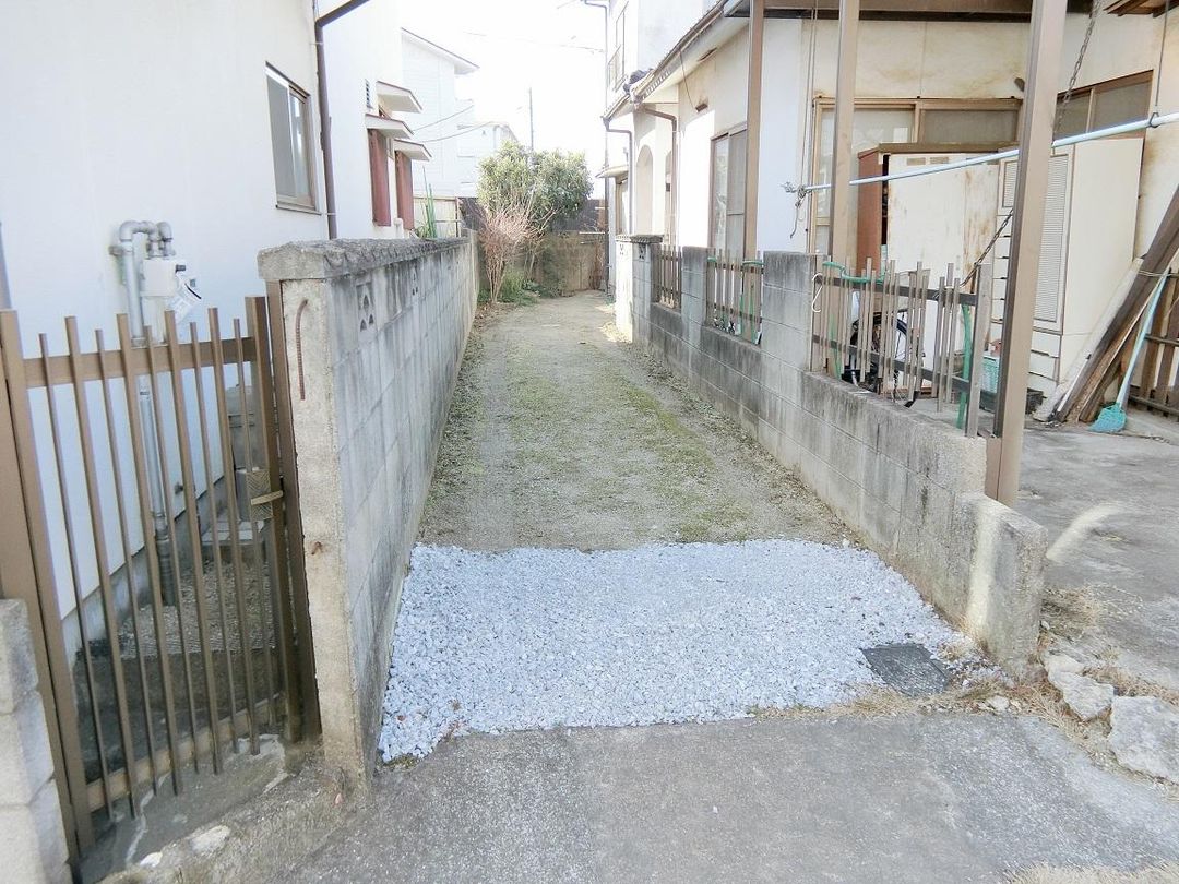 4DK House for Sale in Kurashiki, Okayama - 127sqm Land - Thumbnail 2