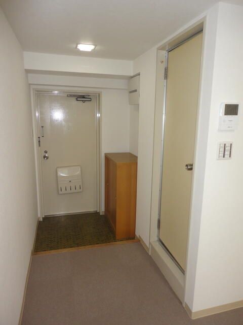 Office for Rent in Iidabashi, Chiyoda-ku Tokyo 27 sqm - Thumbnail 4