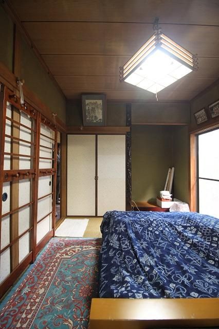Showa Retro House with Traditional Features in Matsuyama - Image 22