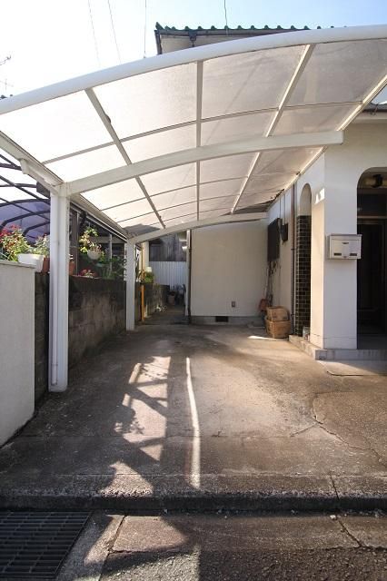 Showa Retro House with Traditional Features in Matsuyama - Image 13