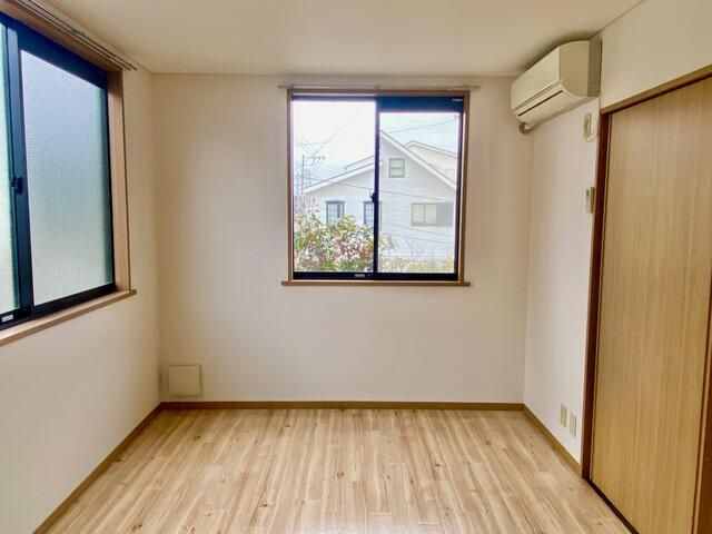 2DK Apartment for Rent in Kamakura, Kanagawa - 39.74 sqm - Thumbnail 4