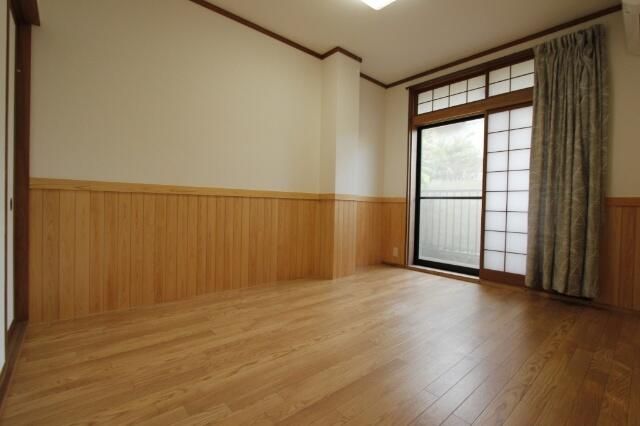 Co-op Fuji Apartment Building for Sale in Toyama City - Thumbnail 4