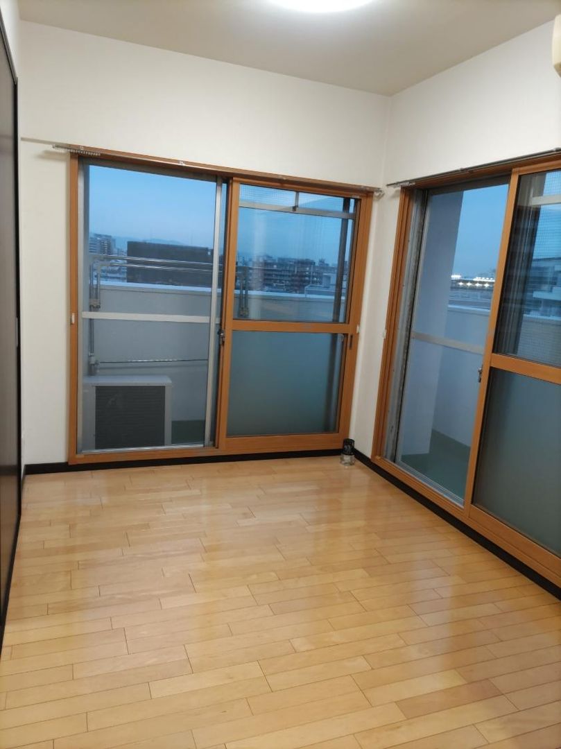 2DK Apartment for Sale near Tachikawa Station, Tokyo - Thumbnail 3