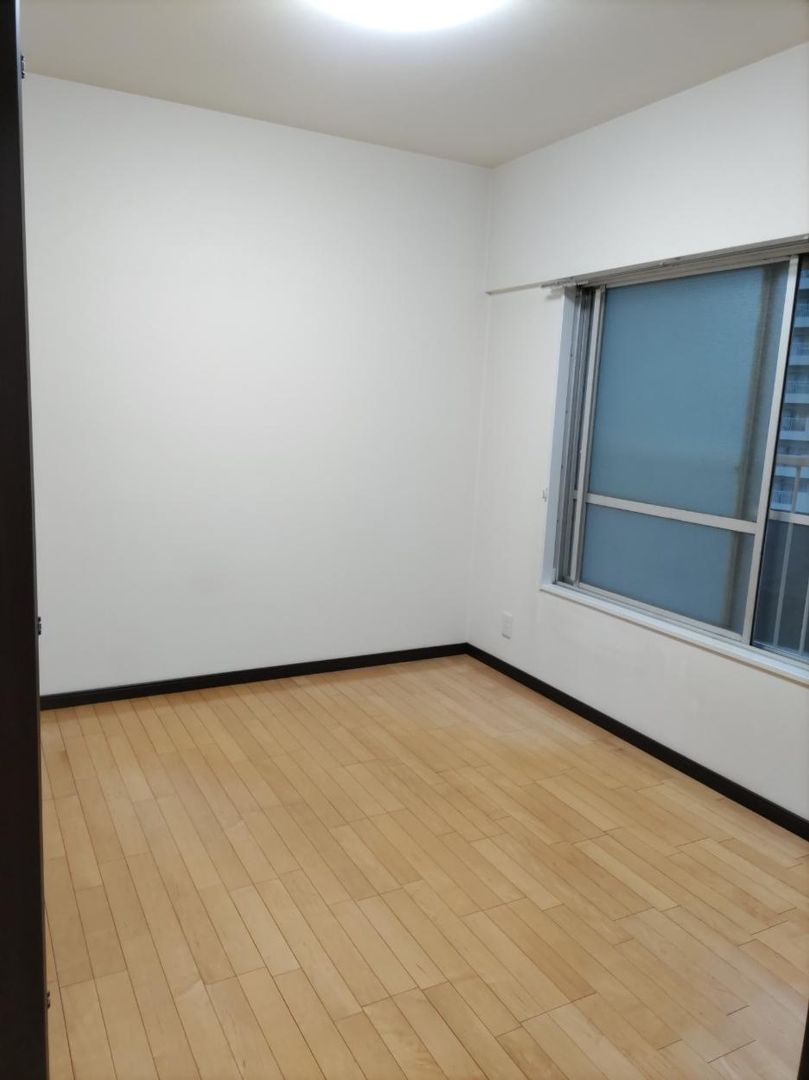 2DK Apartment for Sale near Tachikawa Station, Tokyo - Thumbnail 4