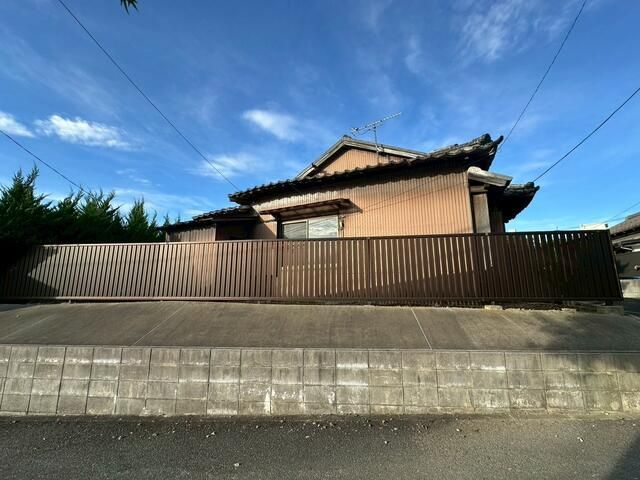 4SDK House on 385m² Land in Wakamatsu, Kitakyushu - Image 1