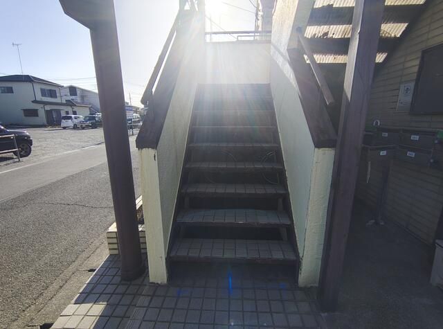 1K Apartment for Rent in Sakado, Saitama - 27,000 Yen - Thumbnail 4