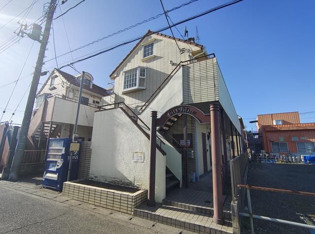 1K Apartment for Rent in Sakado, Saitama - 27,000 Yen - Thumbnail 2