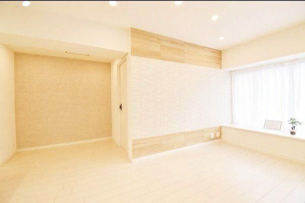Cosmo Shiki 3LDK Apartment for Sale in Shiki, Saitama - Image 1