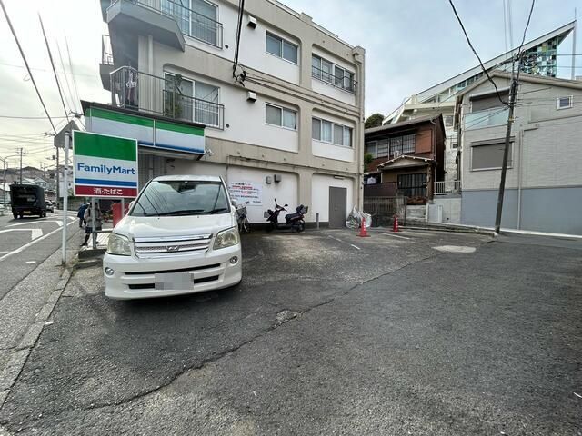 Rental Parking Space in Yokohama's Minami Ward near Maita Station - Thumbnail 2