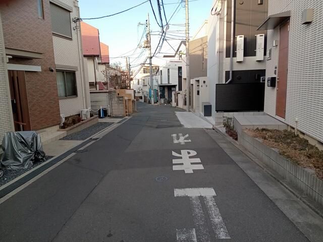 New 2025 Apartment Building for Sale in Setagaya, Tokyo - Thumbnail 4