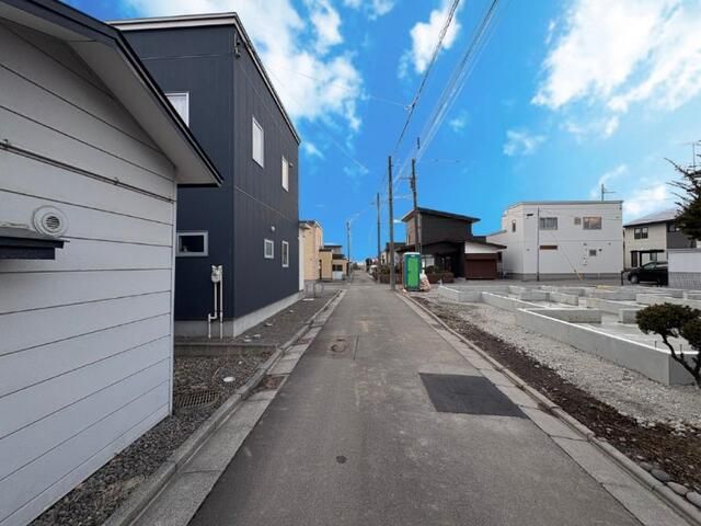 Land for Sale in Kameda Honcho, Hakodate, Hokkaido – 50.94 Tsubo - Thumbnail 3