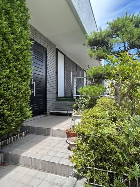 6LDK Steel-Frame House for Sale in Takarazuka, Hyogo - Thumbnail 3