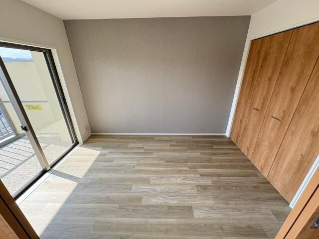 3LDK Apartment for Sale in Hino City, Tokyo - Thumbnail 4