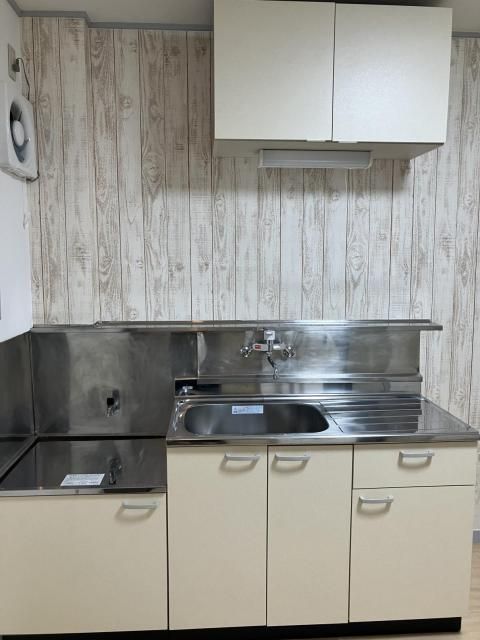 2DK Apartment for Rent in Kanazawa, Ishikawa - Thumbnail 2