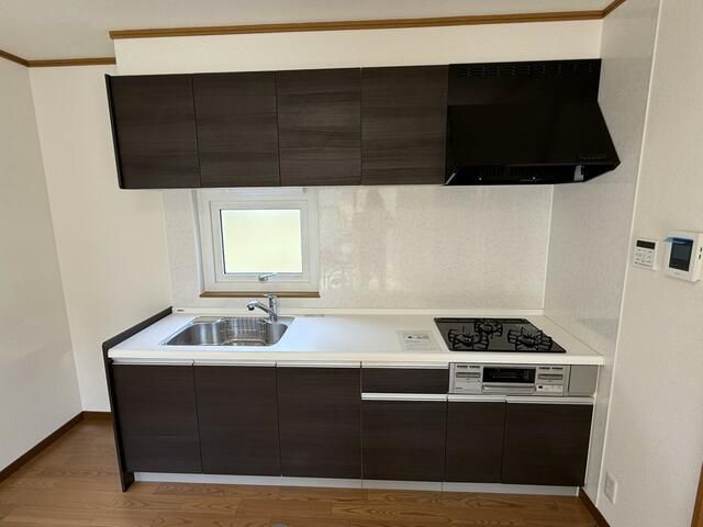 3LDK House in Yonezawa with 3 Parking Spaces - Thumbnail 2