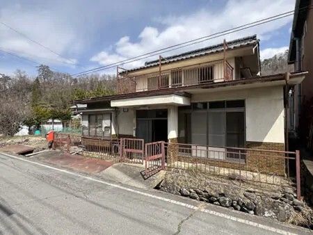 Cosmos Street Home with Garden Space in Saku, Nagano - Thumbnail 2