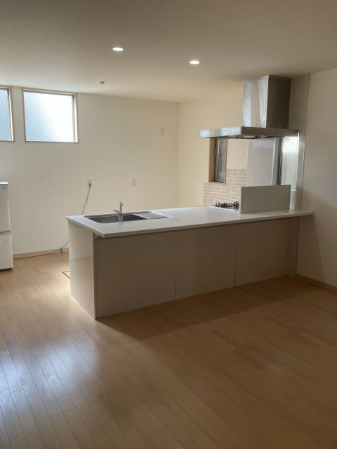 2LDK Detached House with 2 Parking Spaces in Nogata, Fukuoka - Thumbnail 4