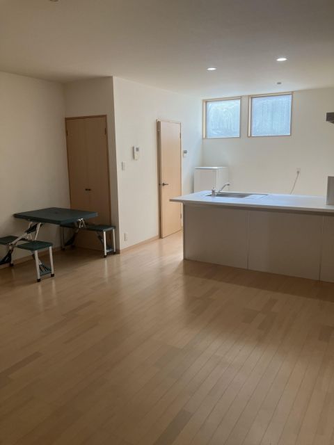 2LDK Detached House with 2 Parking Spaces in Nogata, Fukuoka - Thumbnail 2