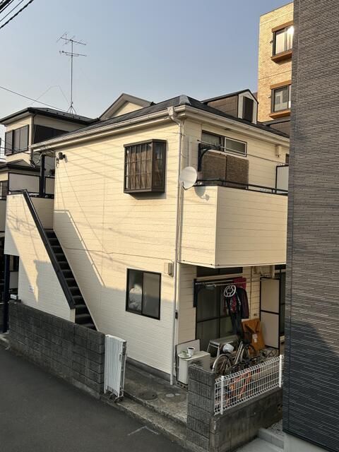 Apartment Building for Sale in Zama City, Kanagawa - Thumbnail 2