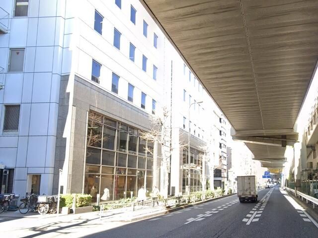 Commercial Space for Rent in Shibuya, Tokyo - 141.51 sqm - Thumbnail 2