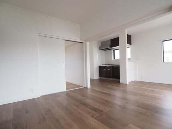 2LDK Apartment for Rent in Kamakura Near Hase Station - Thumbnail 3