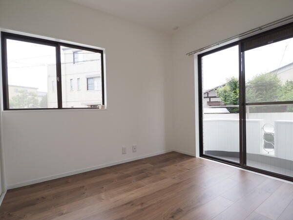2LDK Apartment for Rent in Kamakura Near Hase Station - Thumbnail 2