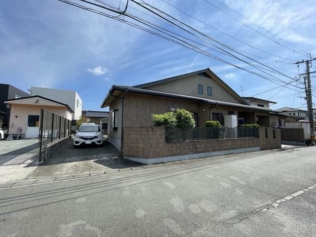 4 Bedroom House for Sale in Kumamoto's Kita Ward - Thumbnail 2
