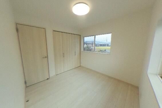 3LDK Detached House for Sale in Matsuyama, Ehime Prefecture - Thumbnail 3