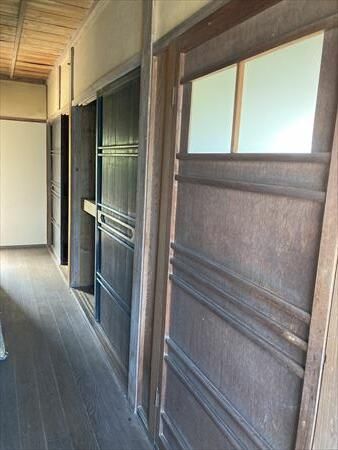 1941 Wooden House on 661sqm Corner Lot in Bungotakada, Oita - Thumbnail 2