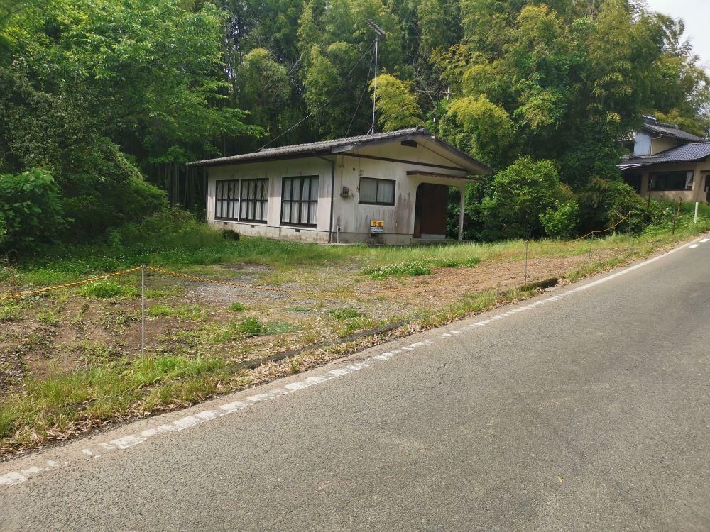 1988 4DK Wooden House on 362 sqm Land in Mifune, Kumamoto - Thumbnail 2