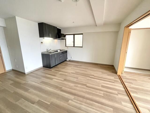 2DK Apartment for Rent in Odawara, Kanagawa - Thumbnail 2