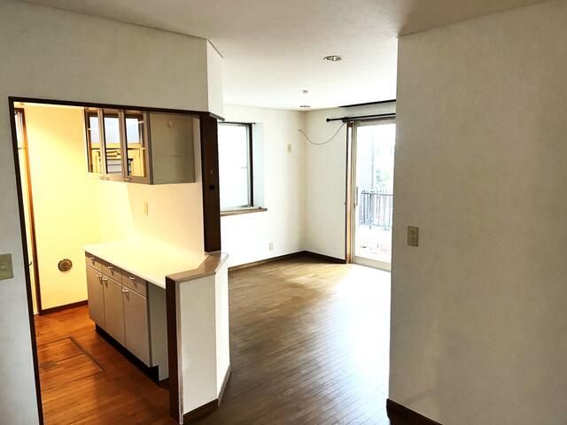 4LDK House for Sale in Kokubunji, Tokyo | 98.65 sqm - Thumbnail 3