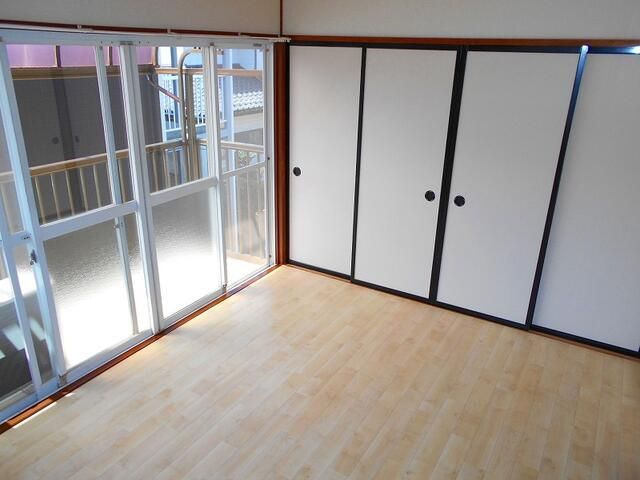 2DK Apartment for Rent Near Tategoshi Station in Natori - Thumbnail 3