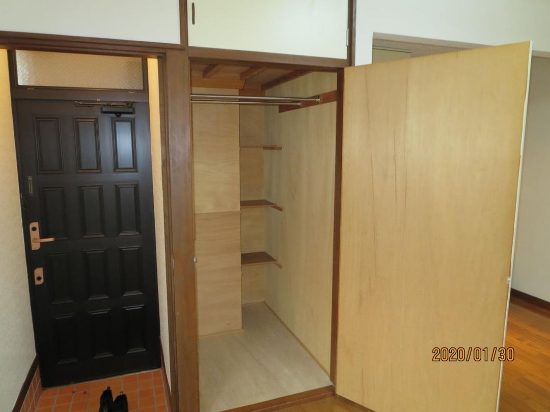 One-Room Apartment for Rent in Niigata City Central Ward - Thumbnail 2